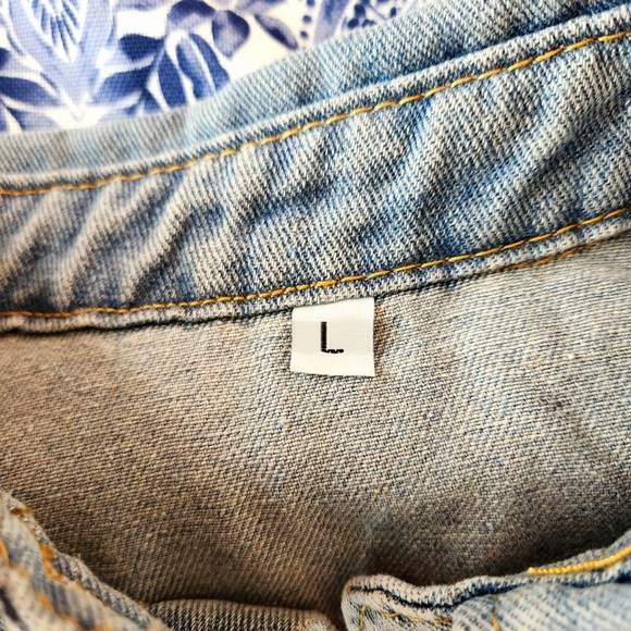 Hand-Painted, Roses Jean Jacket - Picture 4 of 4